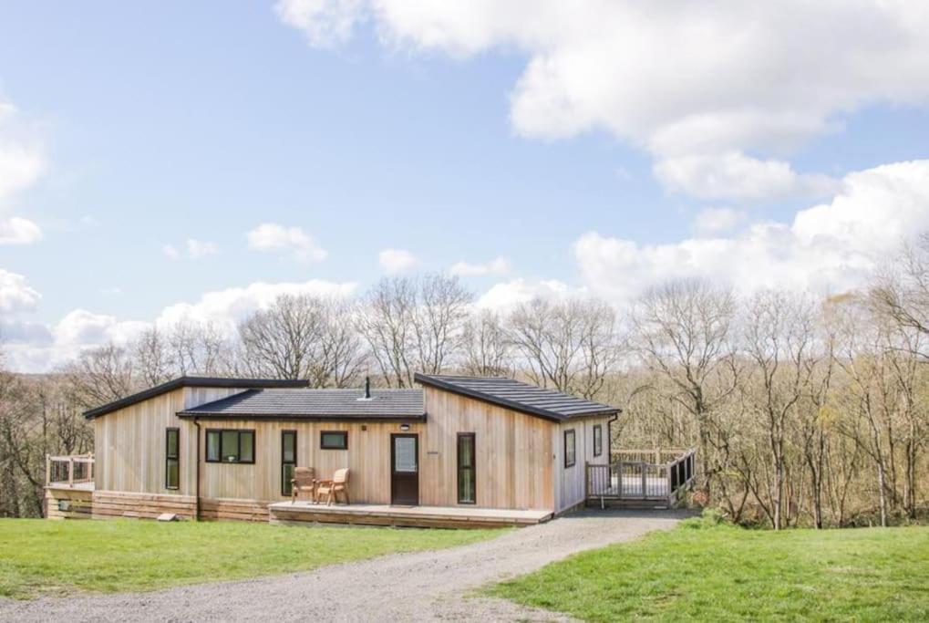 Fabulous Detached Lodge With Hot Tub Two Nights Minimum Stay 브리지노스 외부 사진